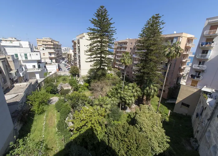 Marefuori Apartment *